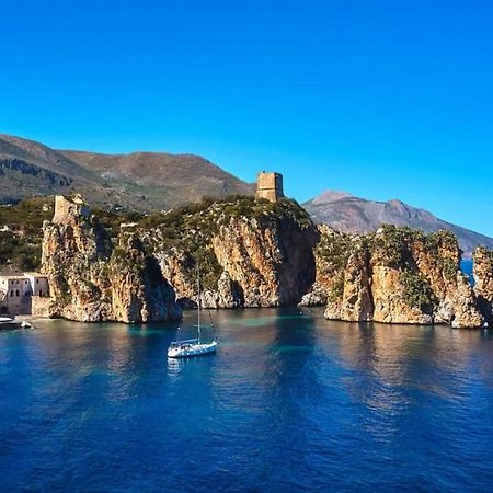 Casa Vacanze La Terrazza Sul Golfo كاستيلاّماري ديل غو المظهر الخارجي الصورة