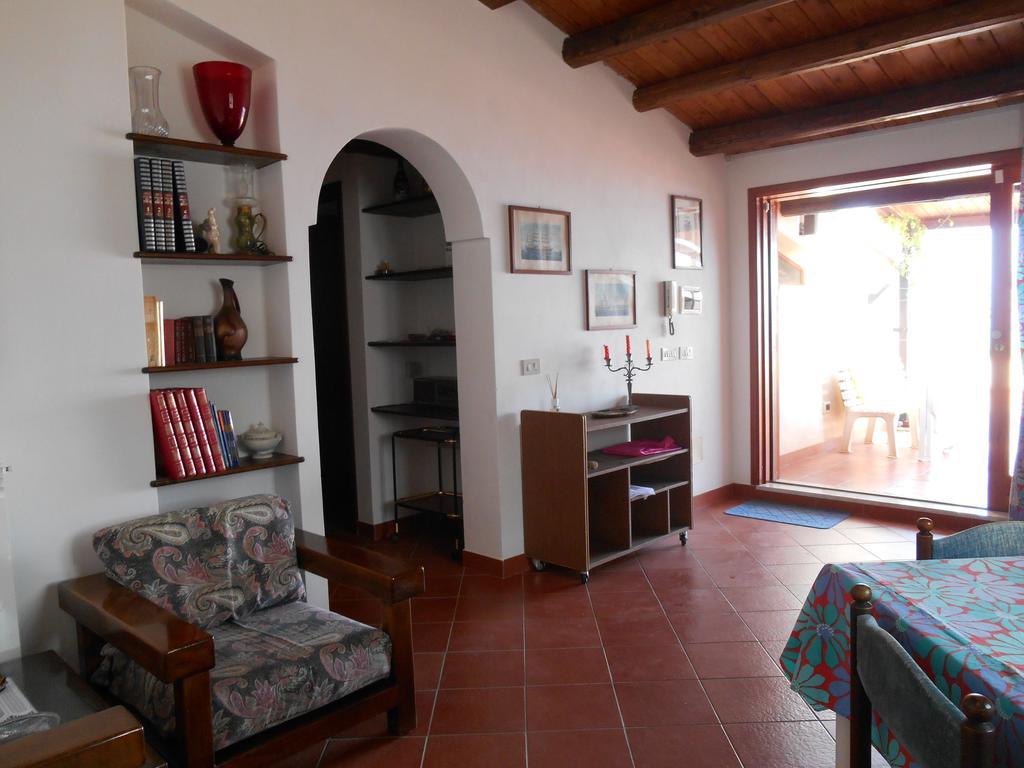 Casa Vacanze La Terrazza Sul Golfo كاستيلاّماري ديل غو المظهر الخارجي الصورة