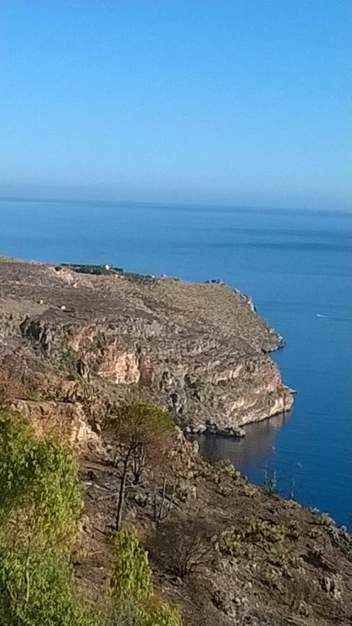Casa Vacanze La Terrazza Sul Golfo كاستيلاّماري ديل غو المظهر الخارجي الصورة